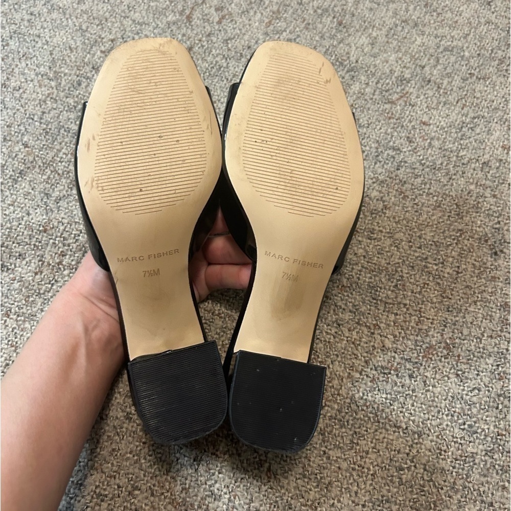 Marc Fisher Fynn Open Toe Slide Sandal - Picture 5 of 7